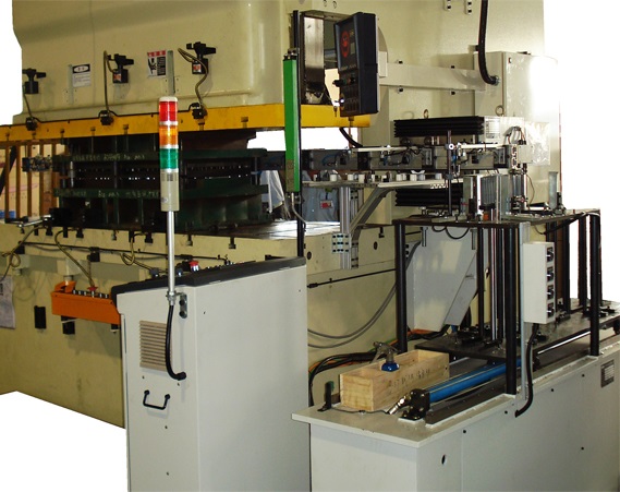 多工位沖壓機(jī)械手具有哪些特點(diǎn)？